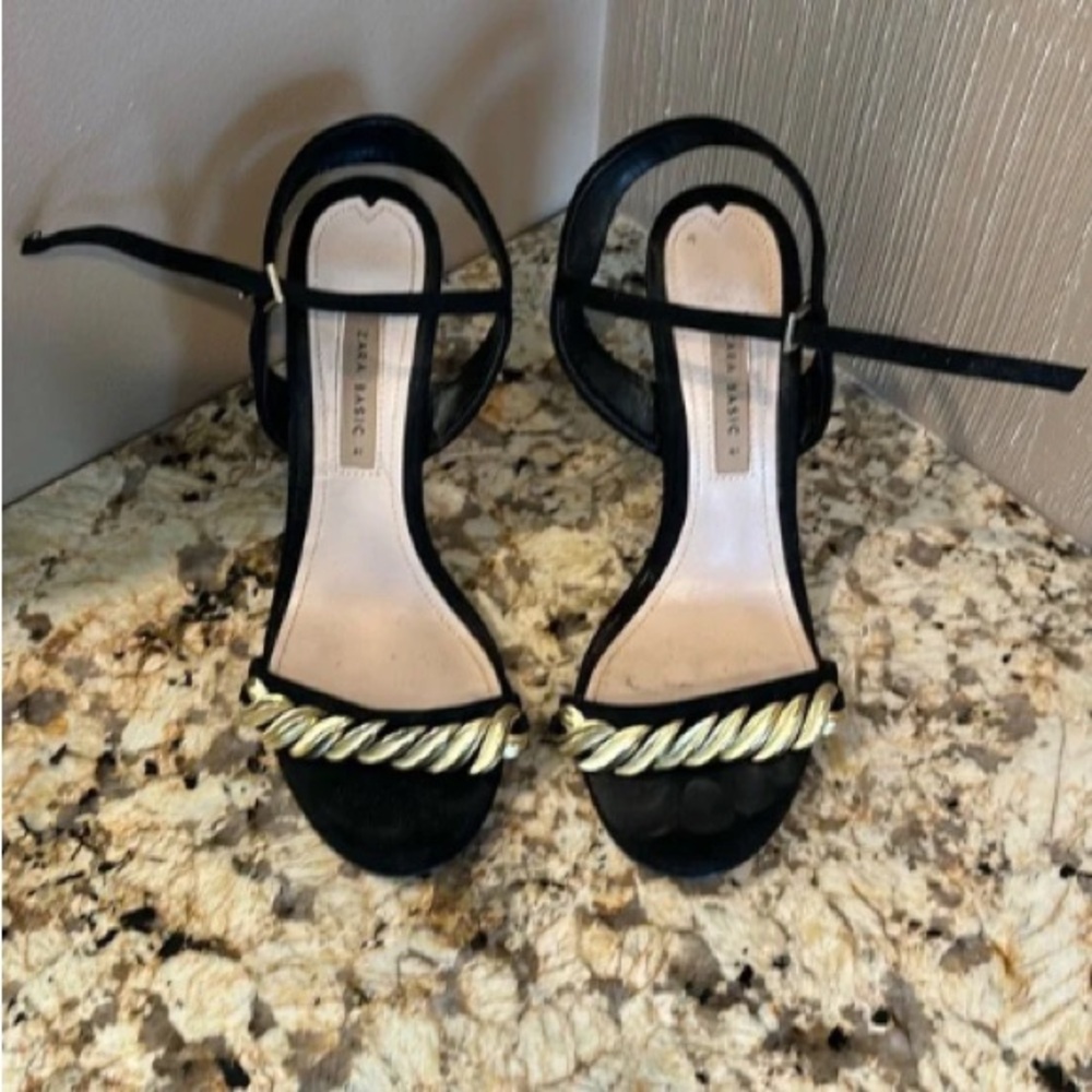 Zara Basic strap heels